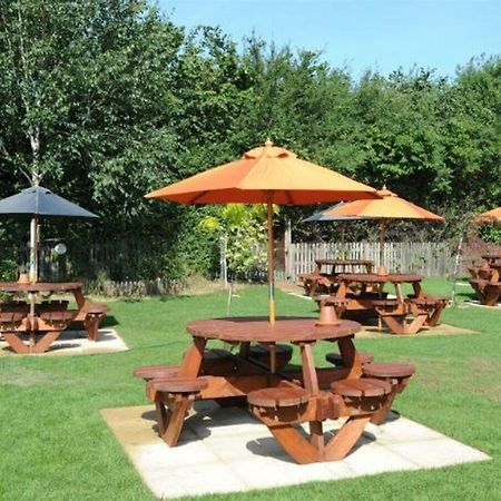 Premier Inn Premier Inn Southend Airport Bagian luar foto