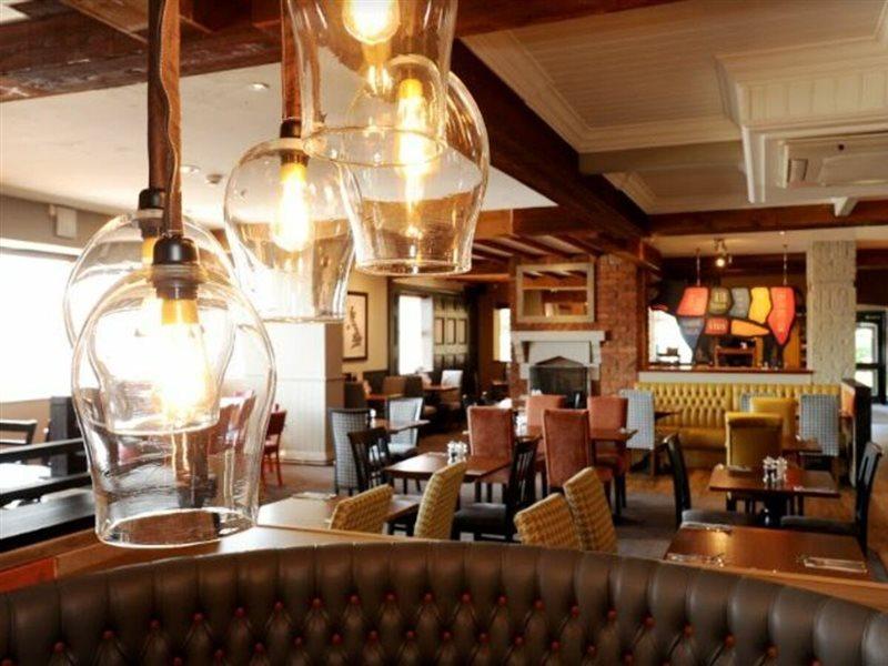Premier Inn Premier Inn Southend Airport Bagian luar foto