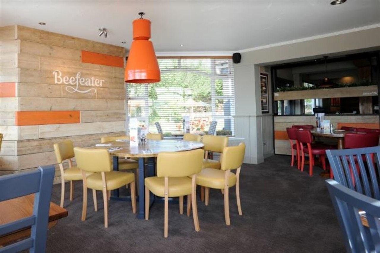 Premier Inn Premier Inn Southend Airport Bagian luar foto