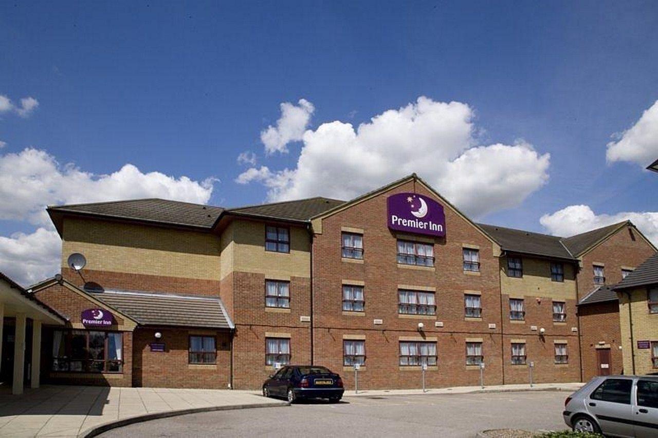 Premier Inn Premier Inn Southend Airport Bagian luar foto